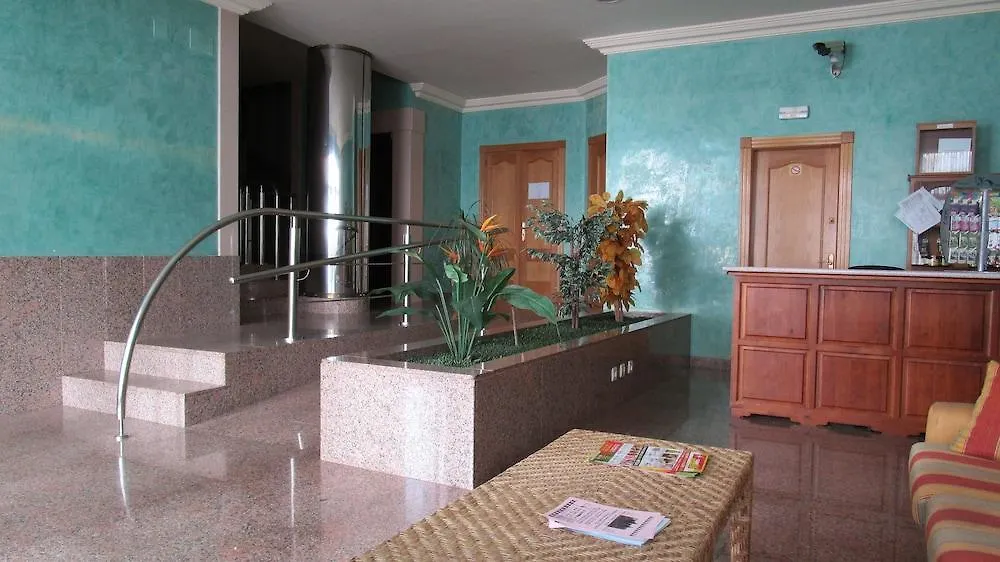 ** 酒店 Apartamentos Andalucia - Edificio Cantares 内尔哈 西班牙